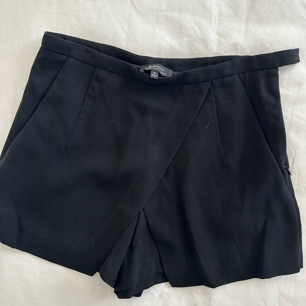 Babaton Skort